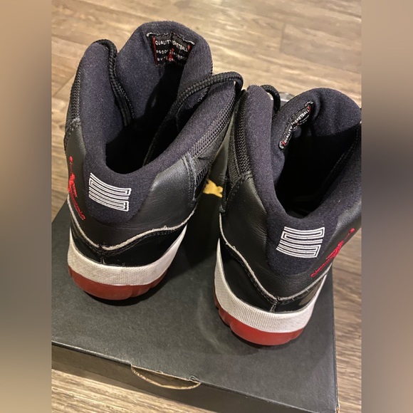 Air Jordan 11 Retro “Bred” - Picture 4 of 6
